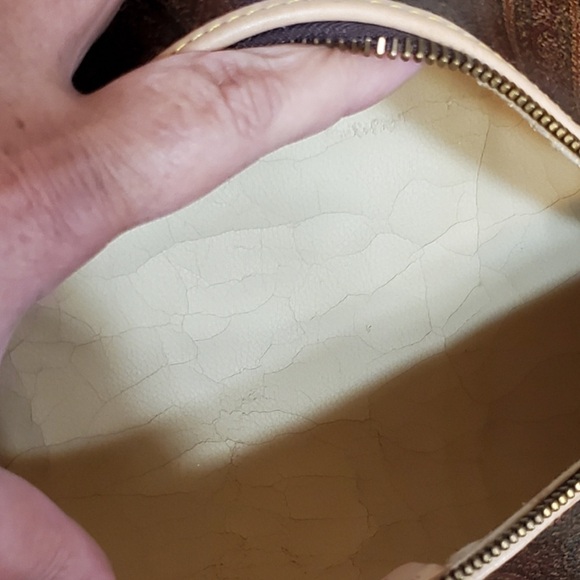 ETRO Rectangular Papillion. Box & Cards Included. - Picture 10 of 10